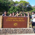 ダイヤモンドヘッドの絶景に学生たちは大満足