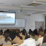 住瀬椋亮氏の「南海トラフ地震に備える」についての講演のようす