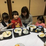 子どもたちに囲まれて楽しく過ごしました